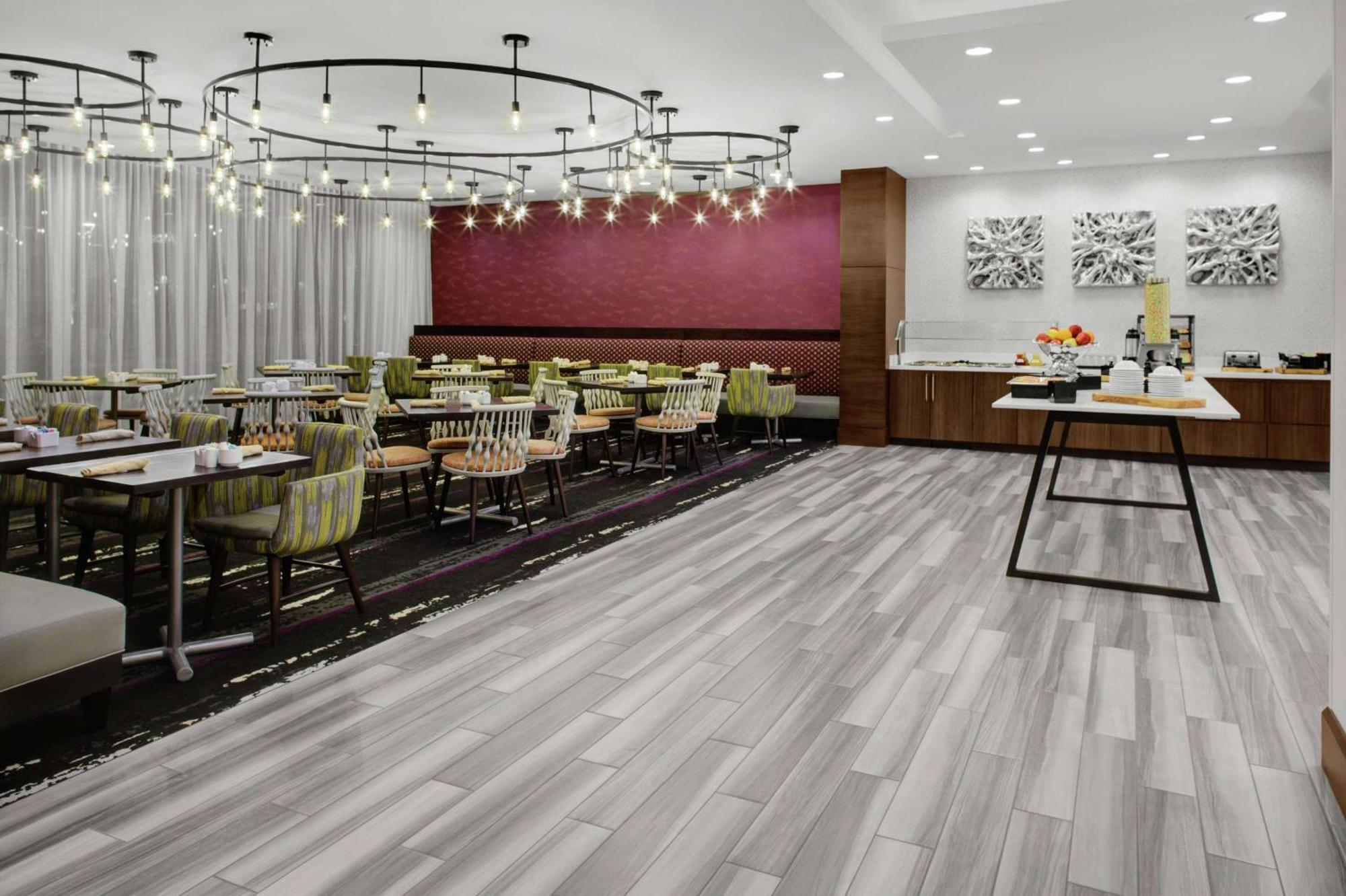 Hilton Garden Charlotte Waverly Hotel Ballantyne